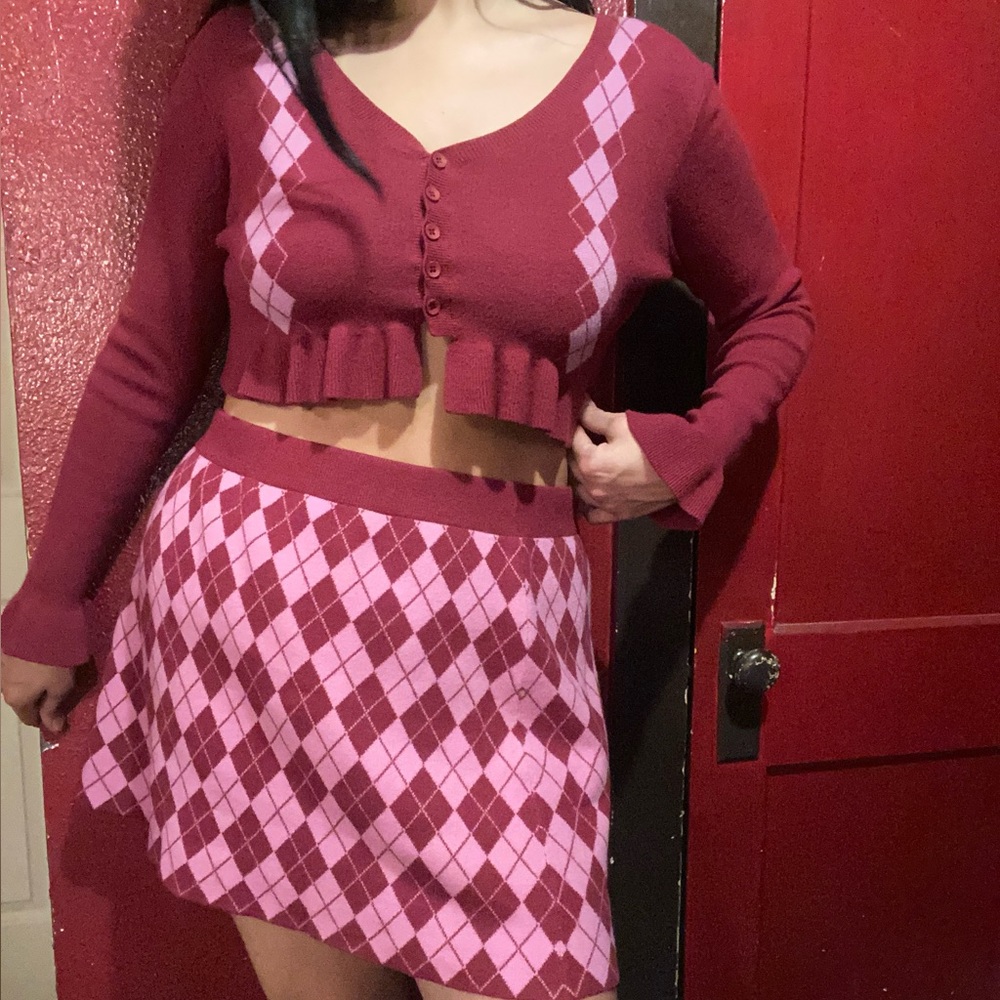 Maroon and pink sweater skirt set